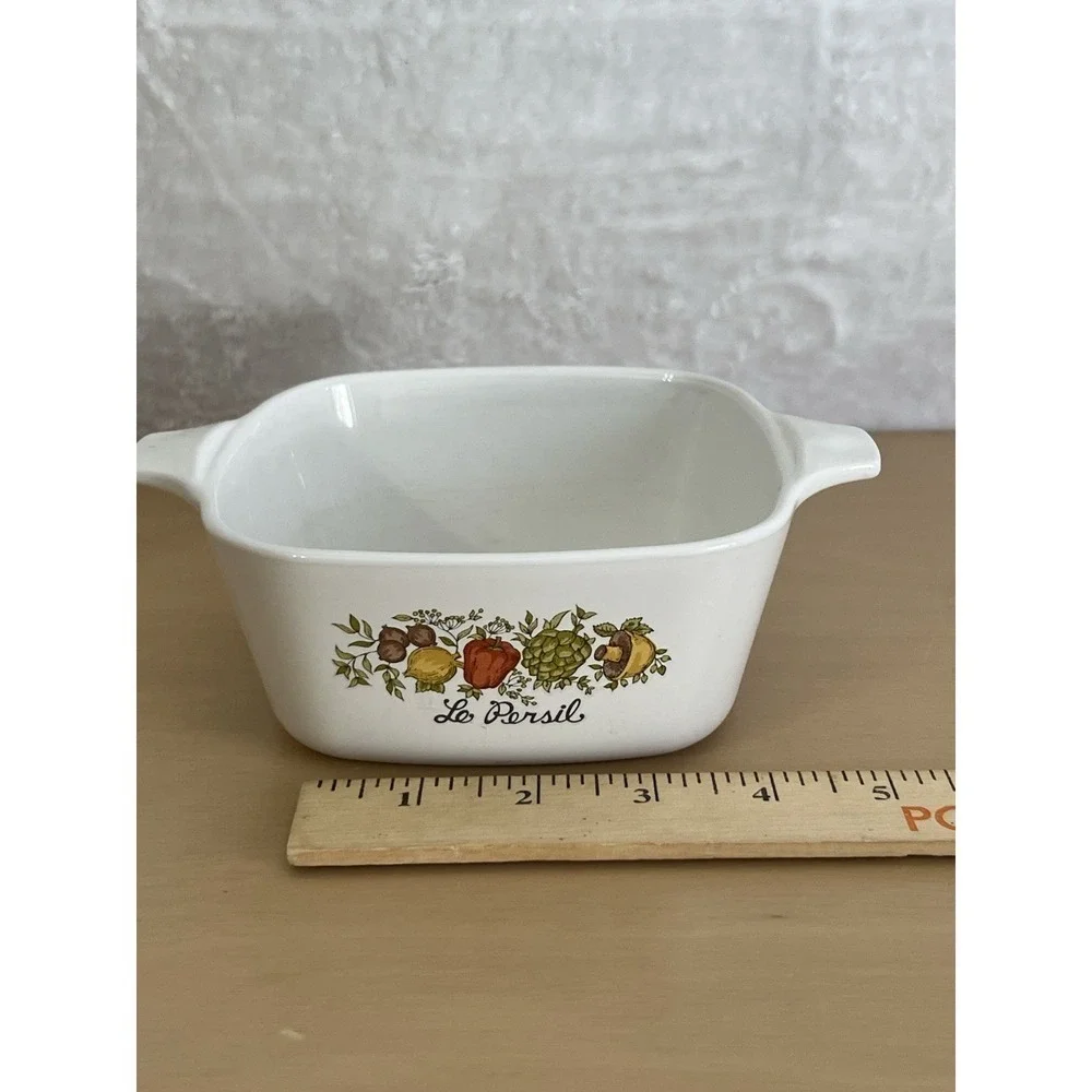 • Corning Ware Spice of Life Le Persil P-43-B Petite Casserole 2 3/4 Cup No Lid